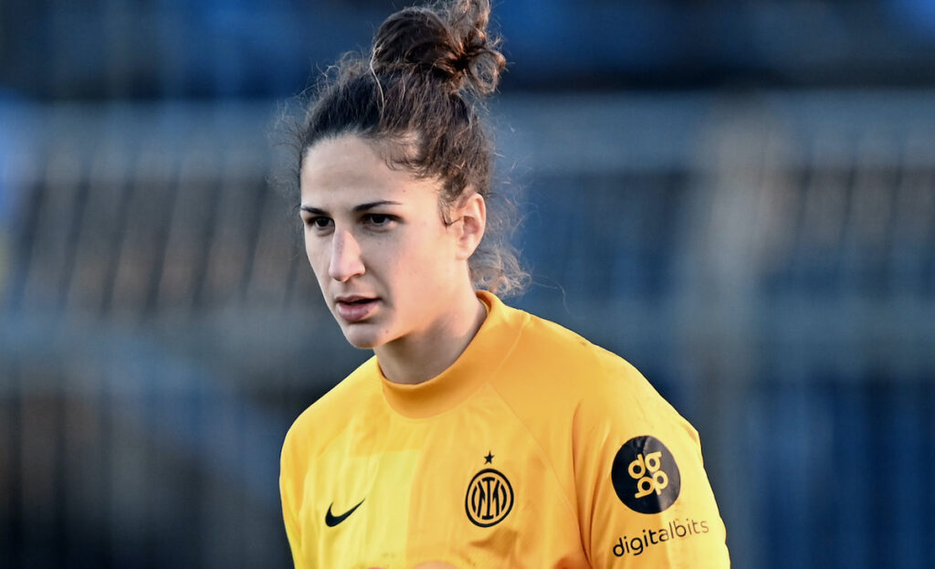 Durante Blinda L Italia Femminile Il Portiere Musicista Ha Scalzato