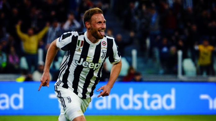 howedes esultanza juventus aprile 2018