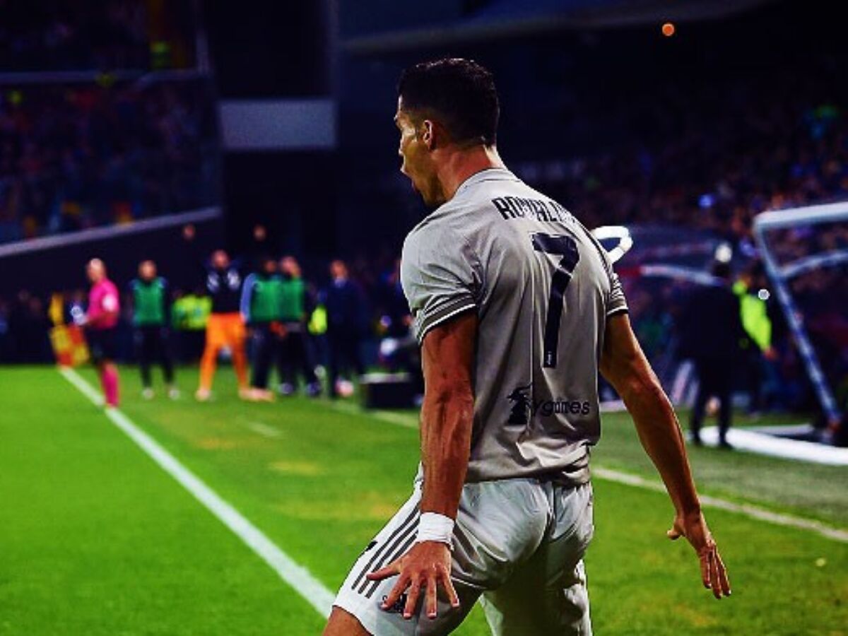 Cristiano Ronaldo-Dybala, patto e scambio di esultanze: così è nata la siuu  mask - Calcio News 24