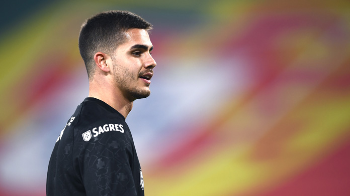 Bundesliga, occhi del Manchester United su André Silva