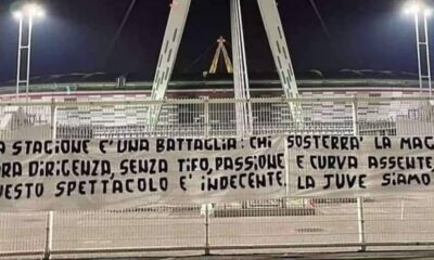 Striscione tifosi Juve