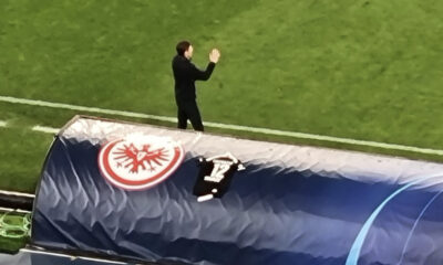 Eintracht tifosi maglia