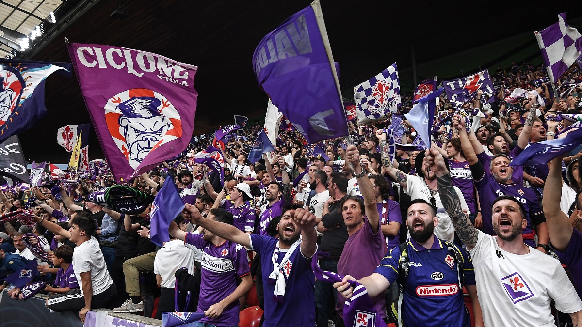 Abbonamenti Fiorentina, PROTESTE sui social da parte dei TIFOSI viola. ECCO PERCHE’