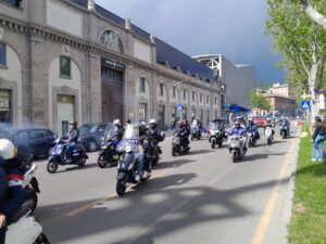 Monza Atalanta, la carovana dei tifosi nerazzurri in motorino – VIDEO