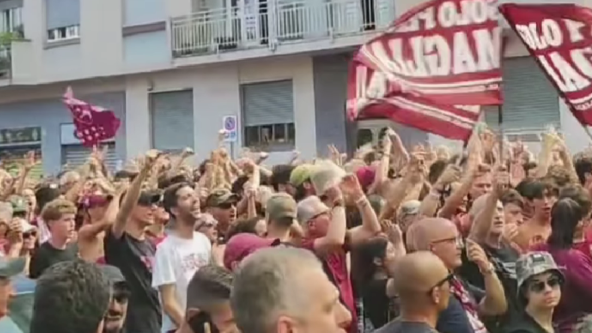 Torino corteo Maratona tifosi Cairo