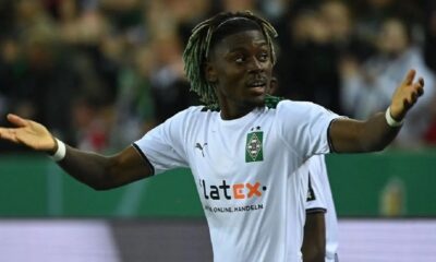 koné