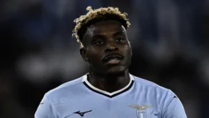 Dele Bashiru, il centrocampista della Lazio si ferma con la Nazionale: le condizioni e le ultime