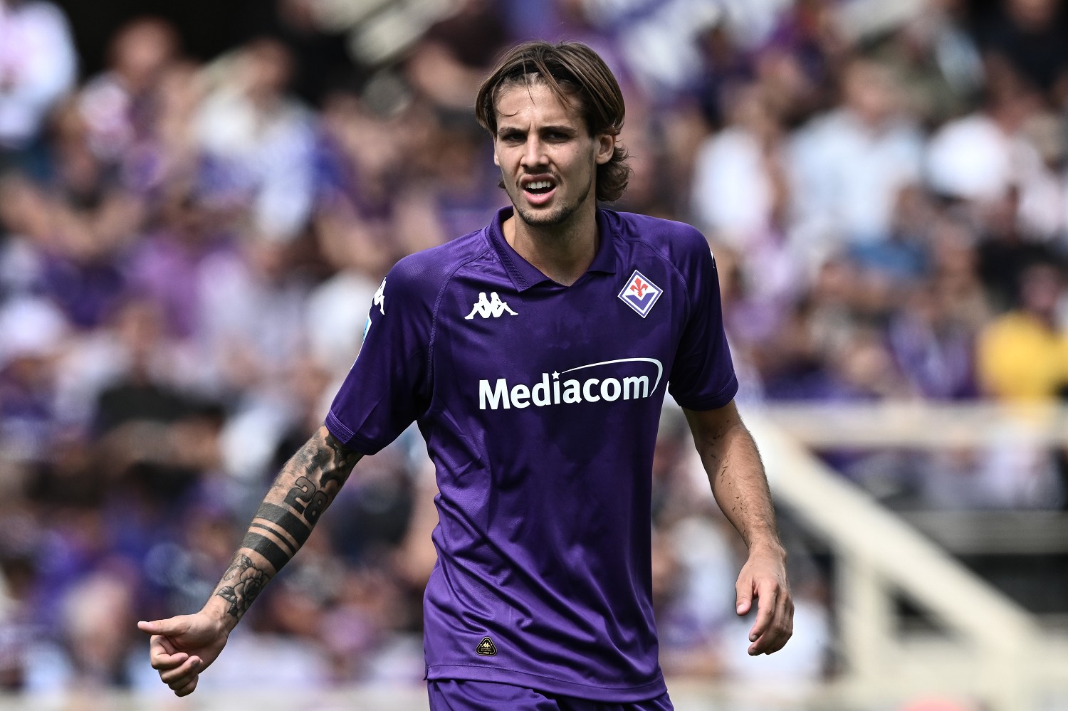 Colpani: «Era giusto fare il salto dal Monza alla Fiorentina. In entrambe le squadre ci sono grandi gruppi. Kean? Per lui parlano i numeri. In famiglia c’è chi vive nel calcio, ecco chi è»