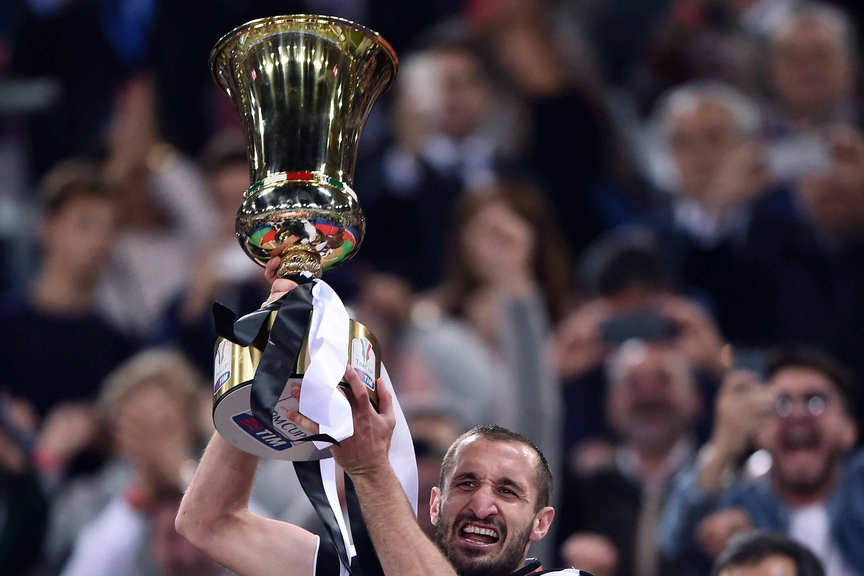 chiellini esulta juventus coppa italia maggio 2015 ifa