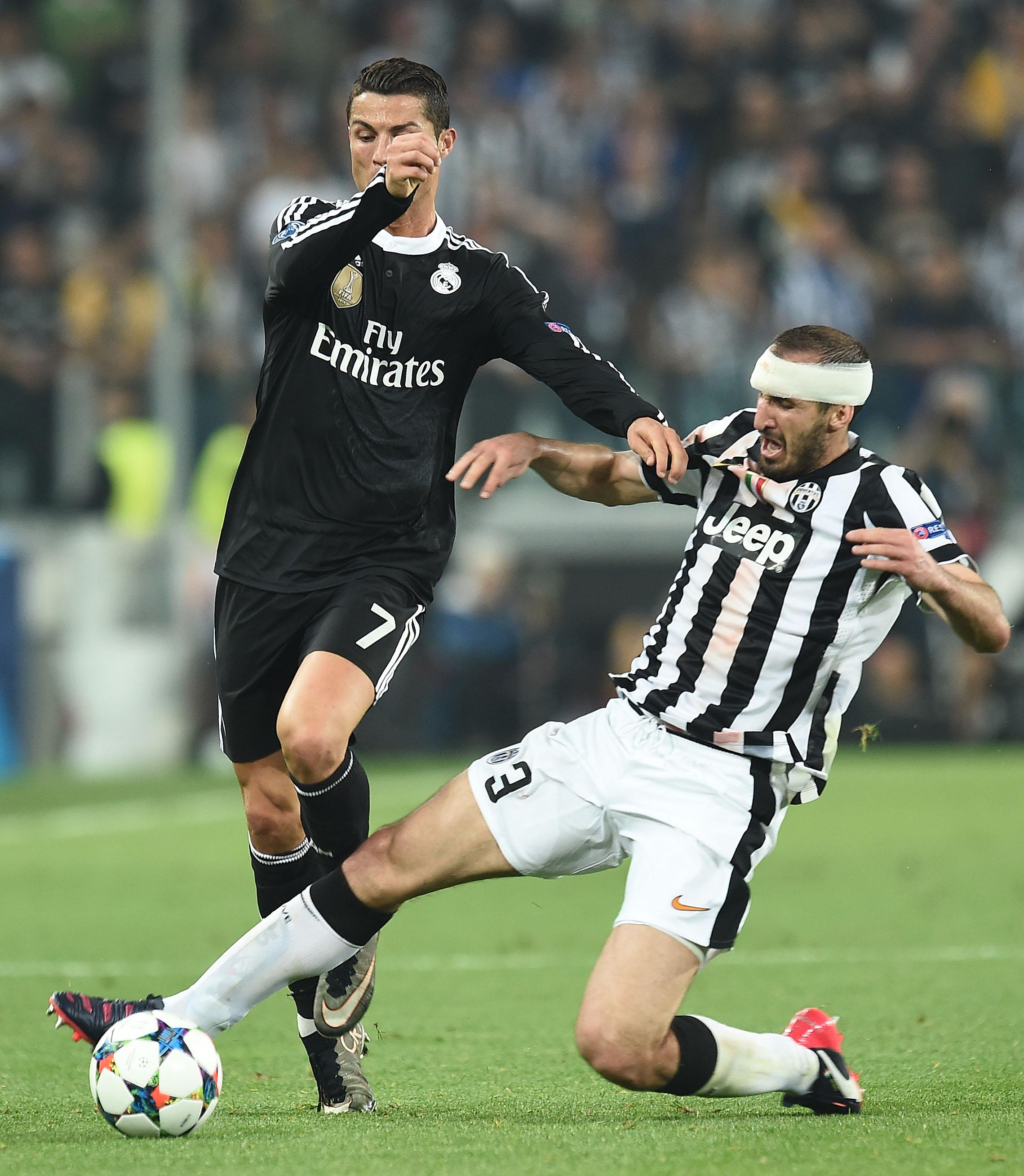 chiellini ronaldo contrasto juventus real madrid third champions league maggio 2015 ifa