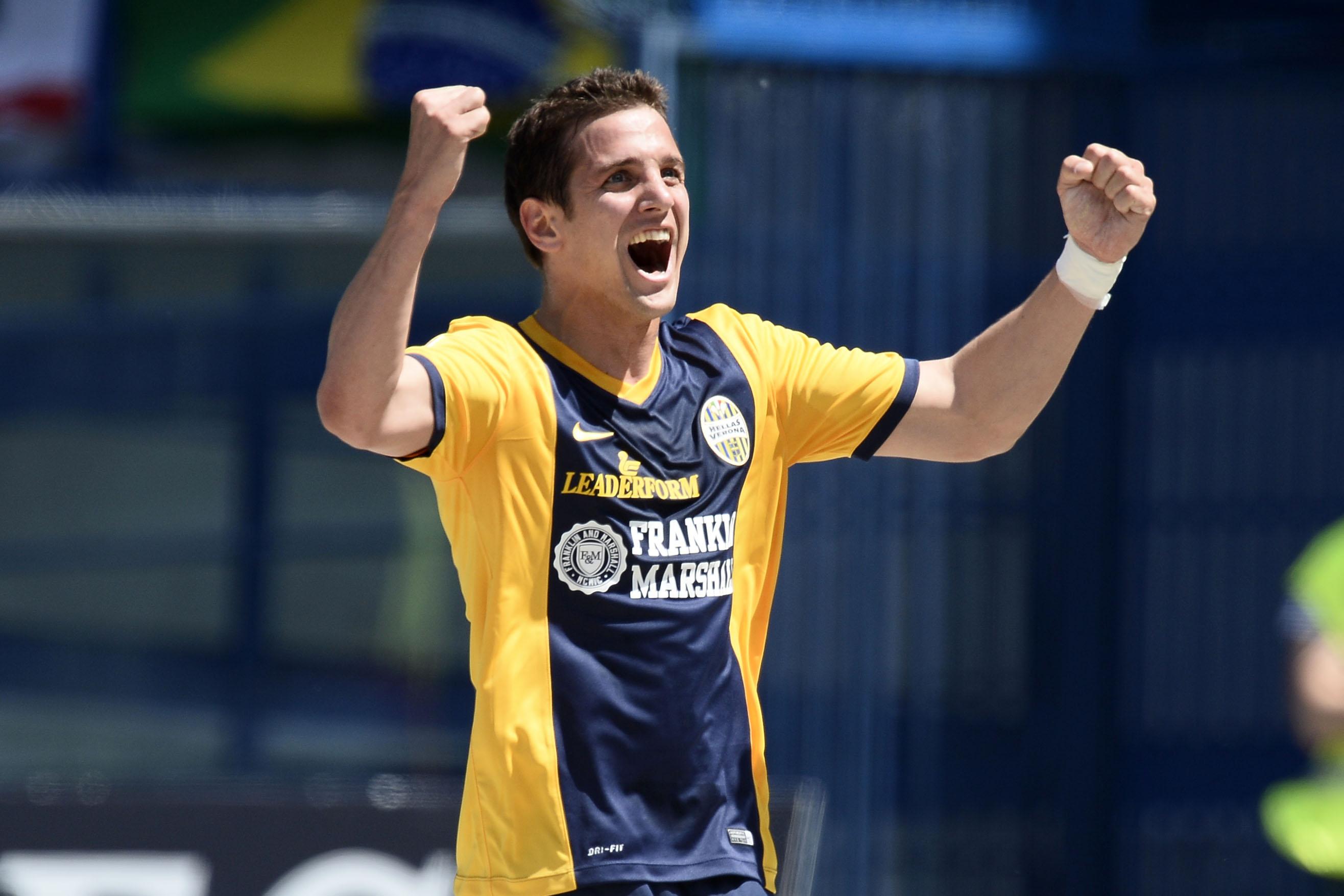 gomez juanito esulta hellas verona maggio 2015 ifa