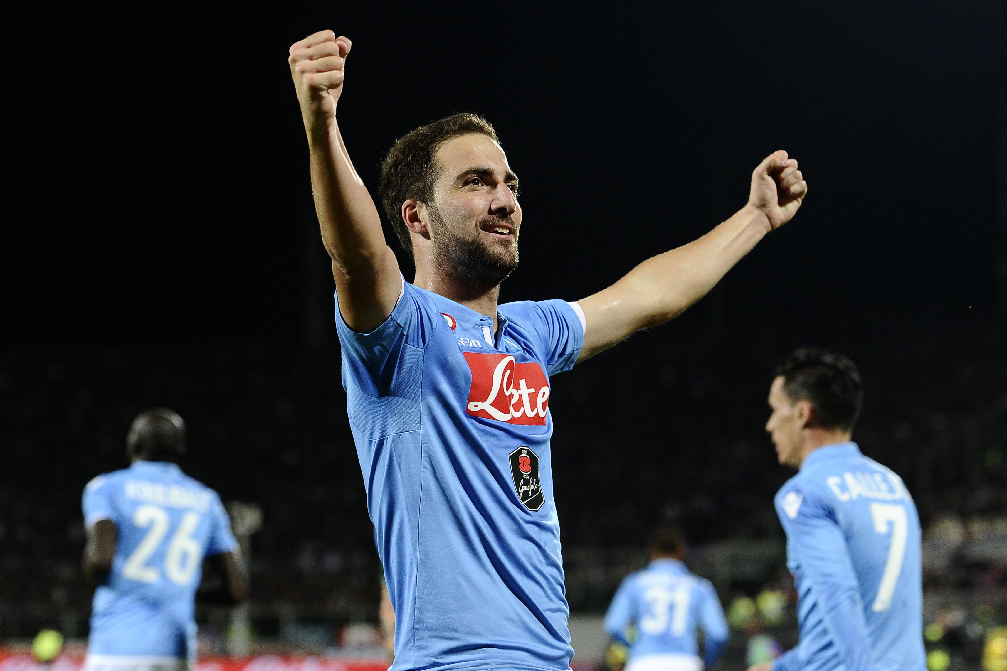 higuain esultanza napoli novembre 2014 ifa