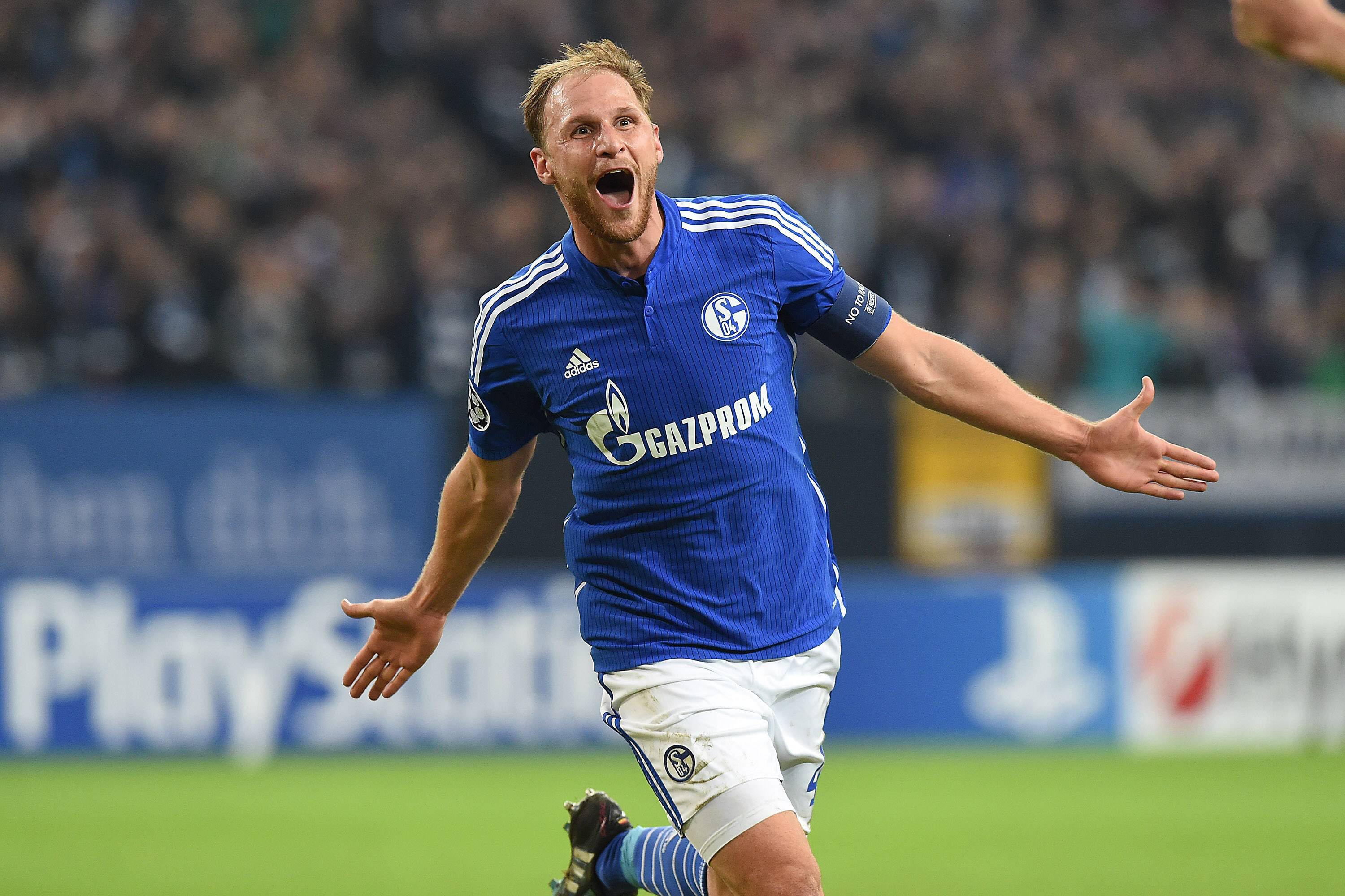 howedes esulta schalke champions league ottobre 2014 ifa