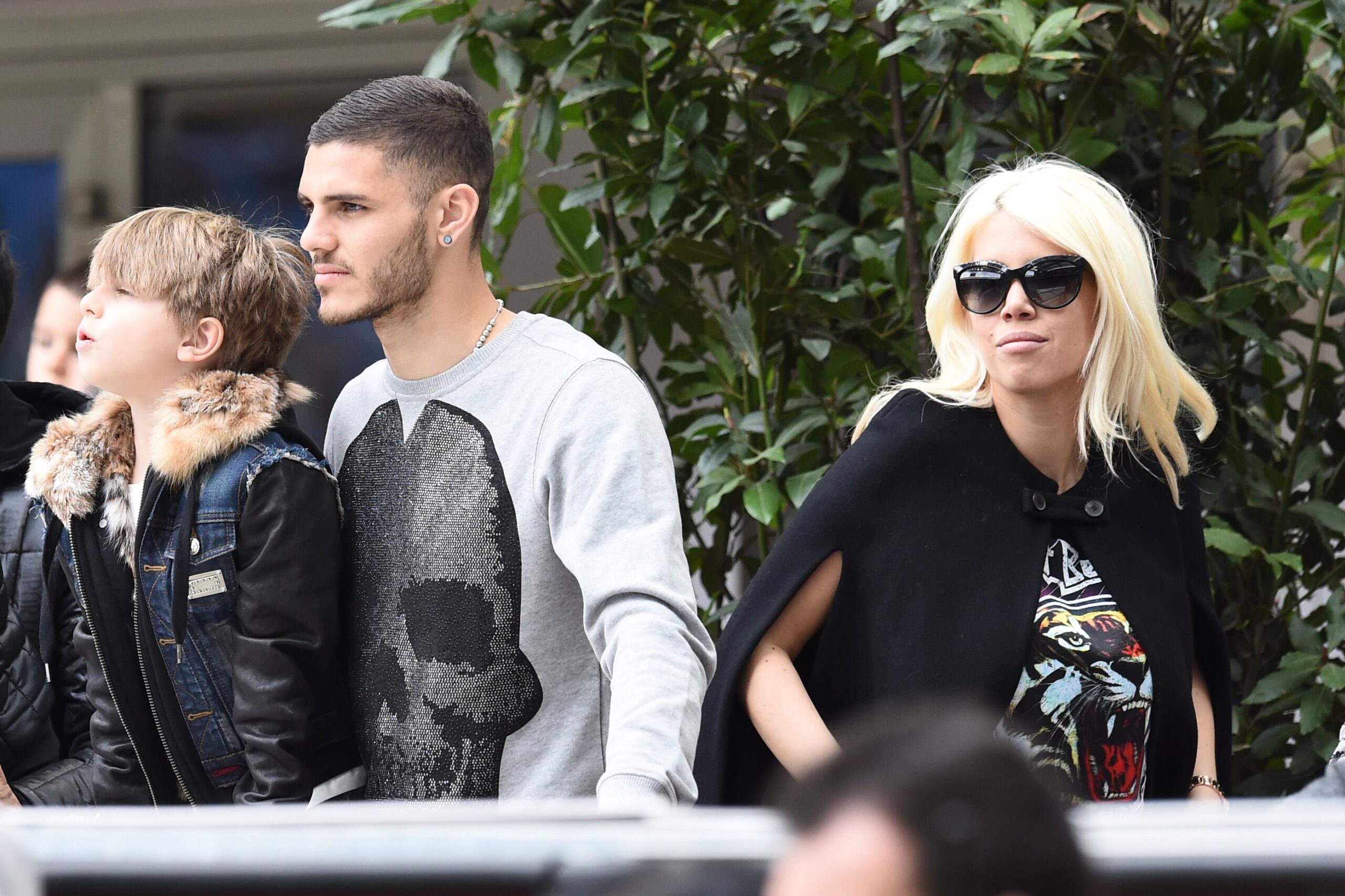 icardi wanda nara inter tribuna aprile 2015 ifa scaled