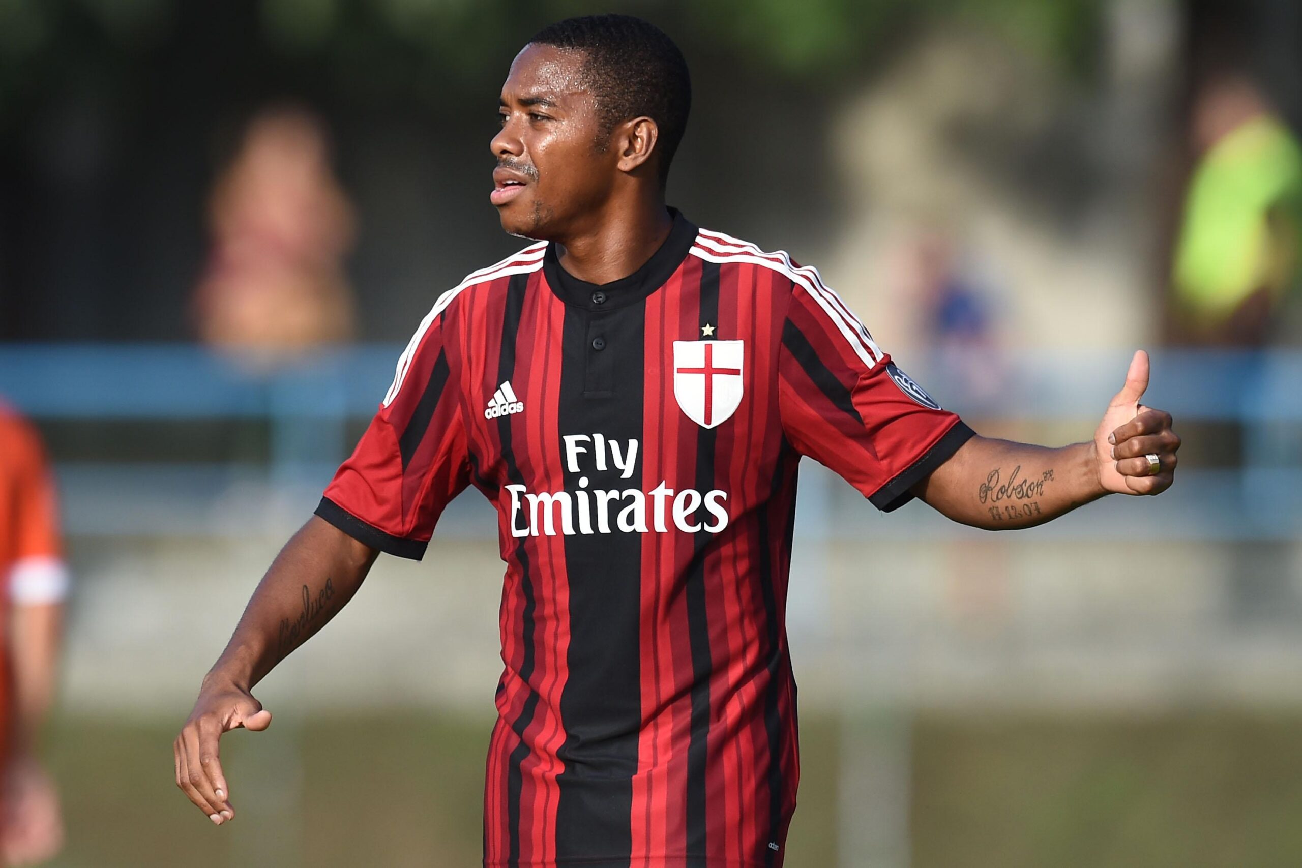 robinho milan luglio 2014 ifa scaled