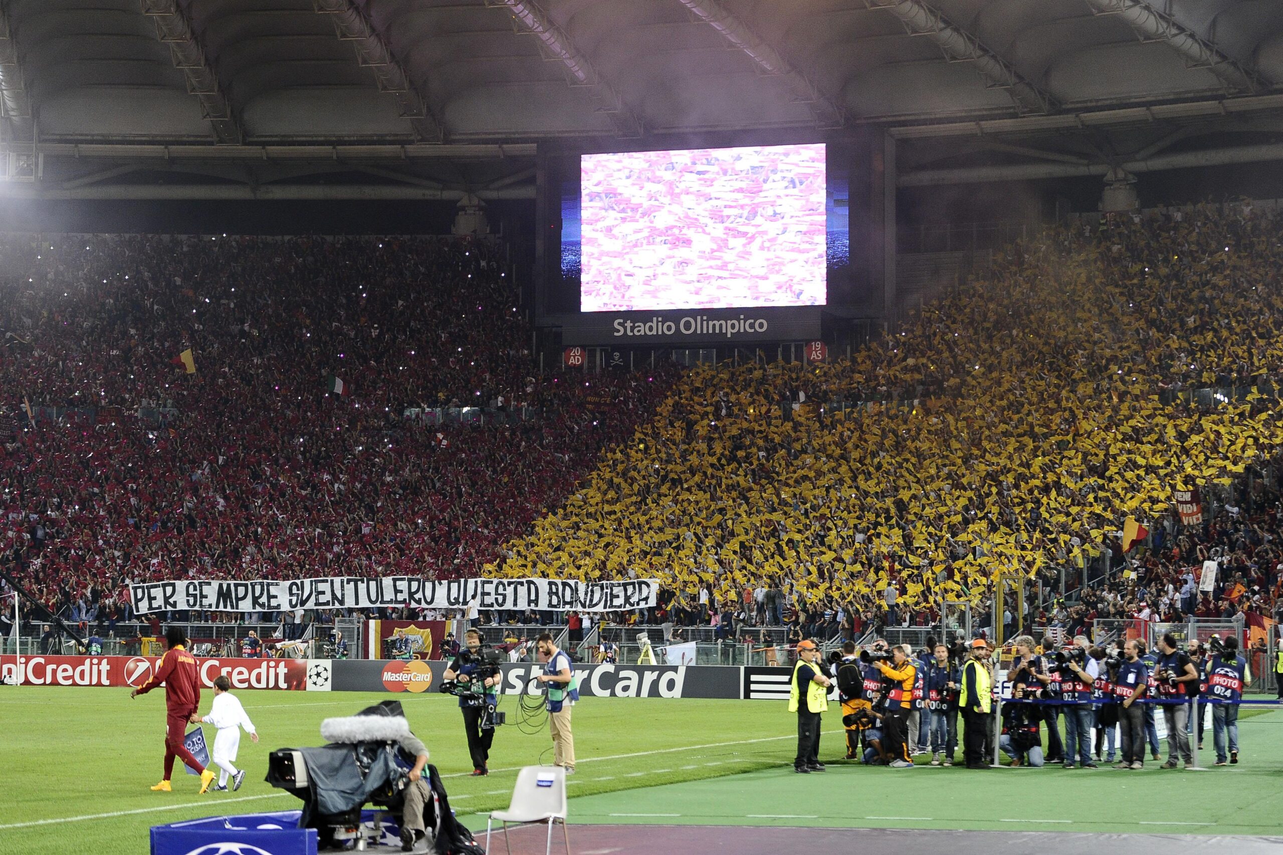 roma tifo champions league ottobre 2014 ifa scaled