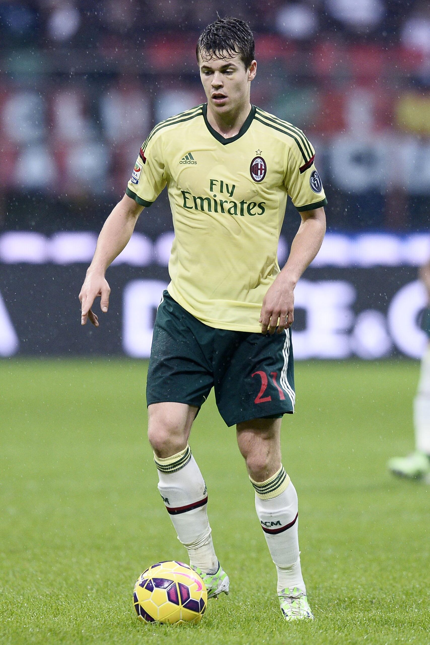 van ginkel azione milan third novembre 2014 ifa scaled