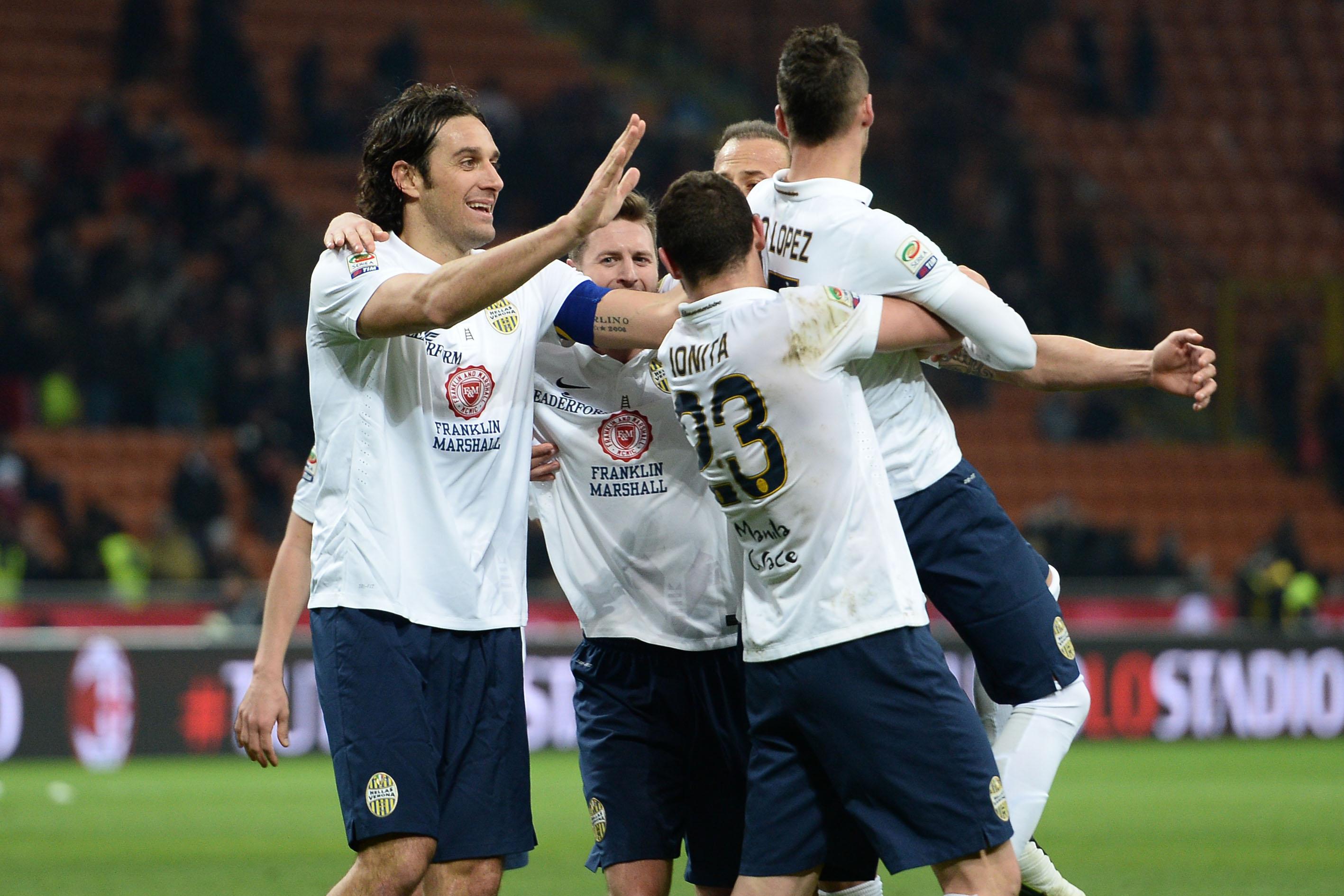 verona away esulta febbraio 2015 ifa