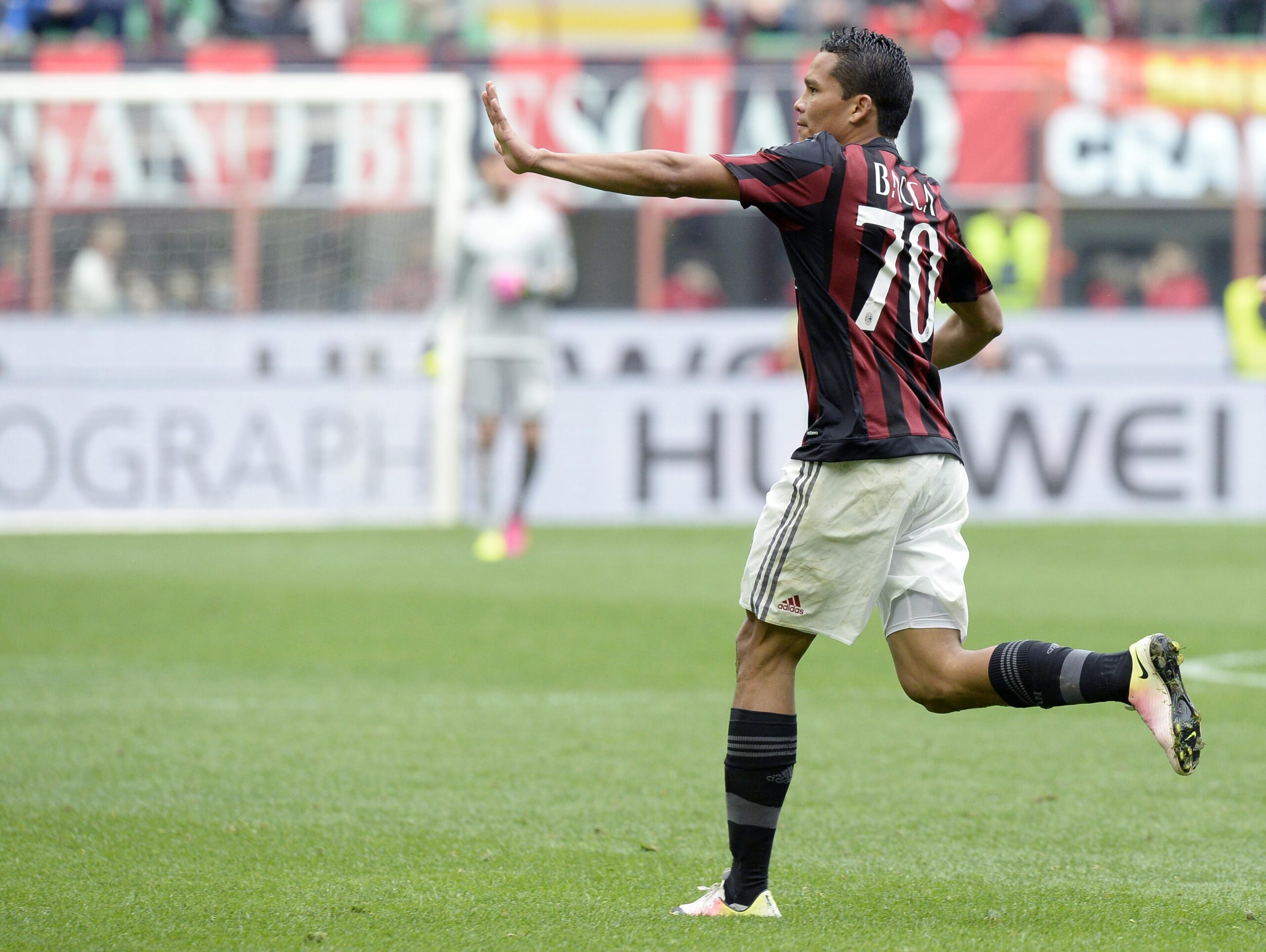 bacca esulta milan maggio 2016 ifa scaled