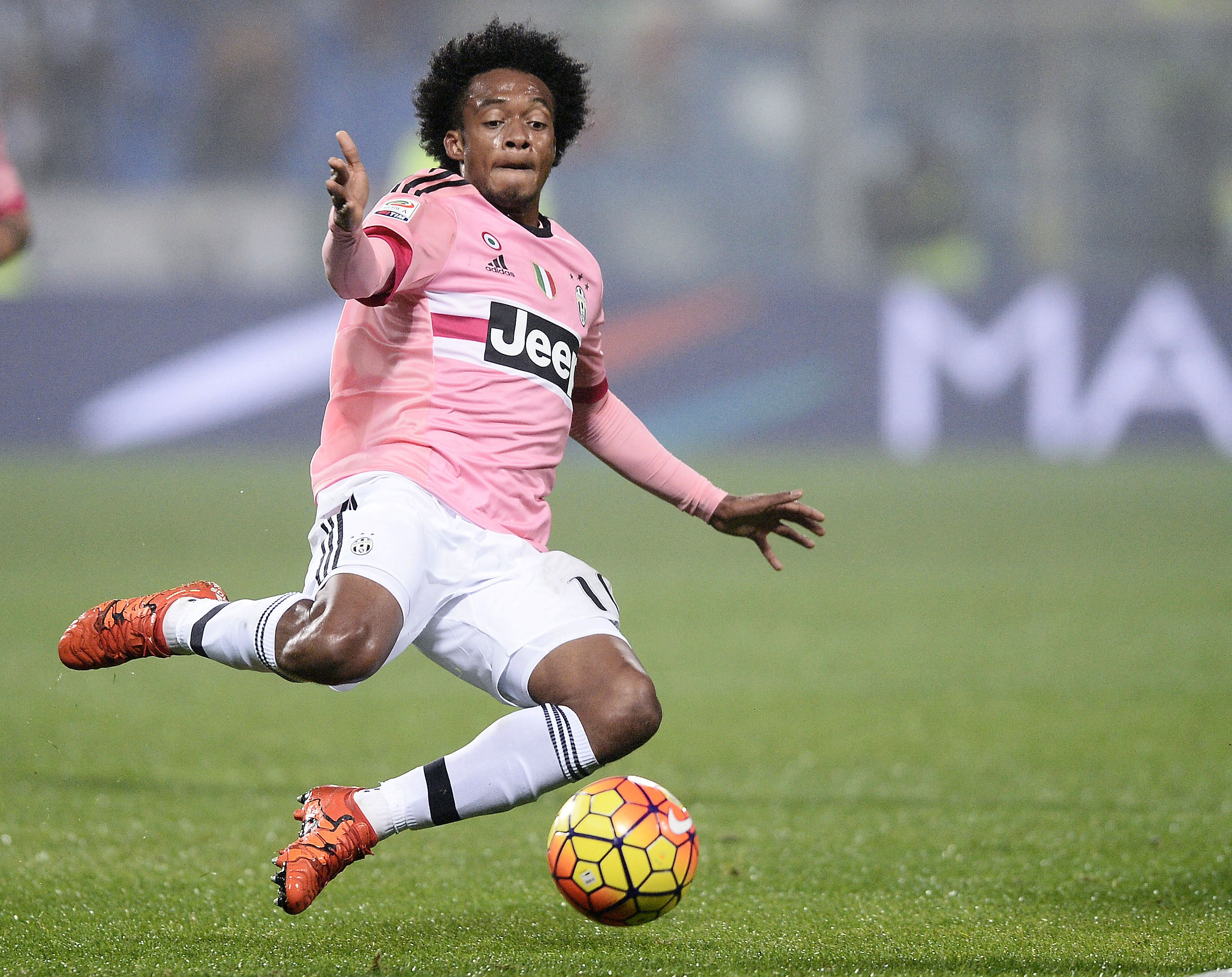 cuadrado azione juventus away ottobre 2015 ifa