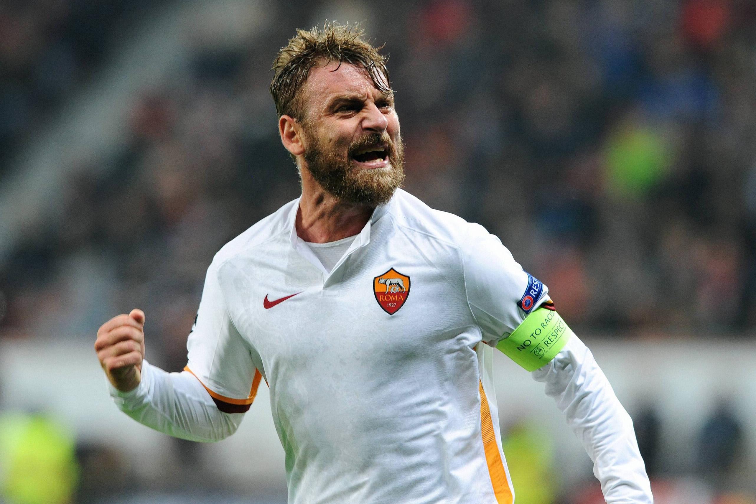 de rossi esulta roma away champions league ottobre 2015 ifa