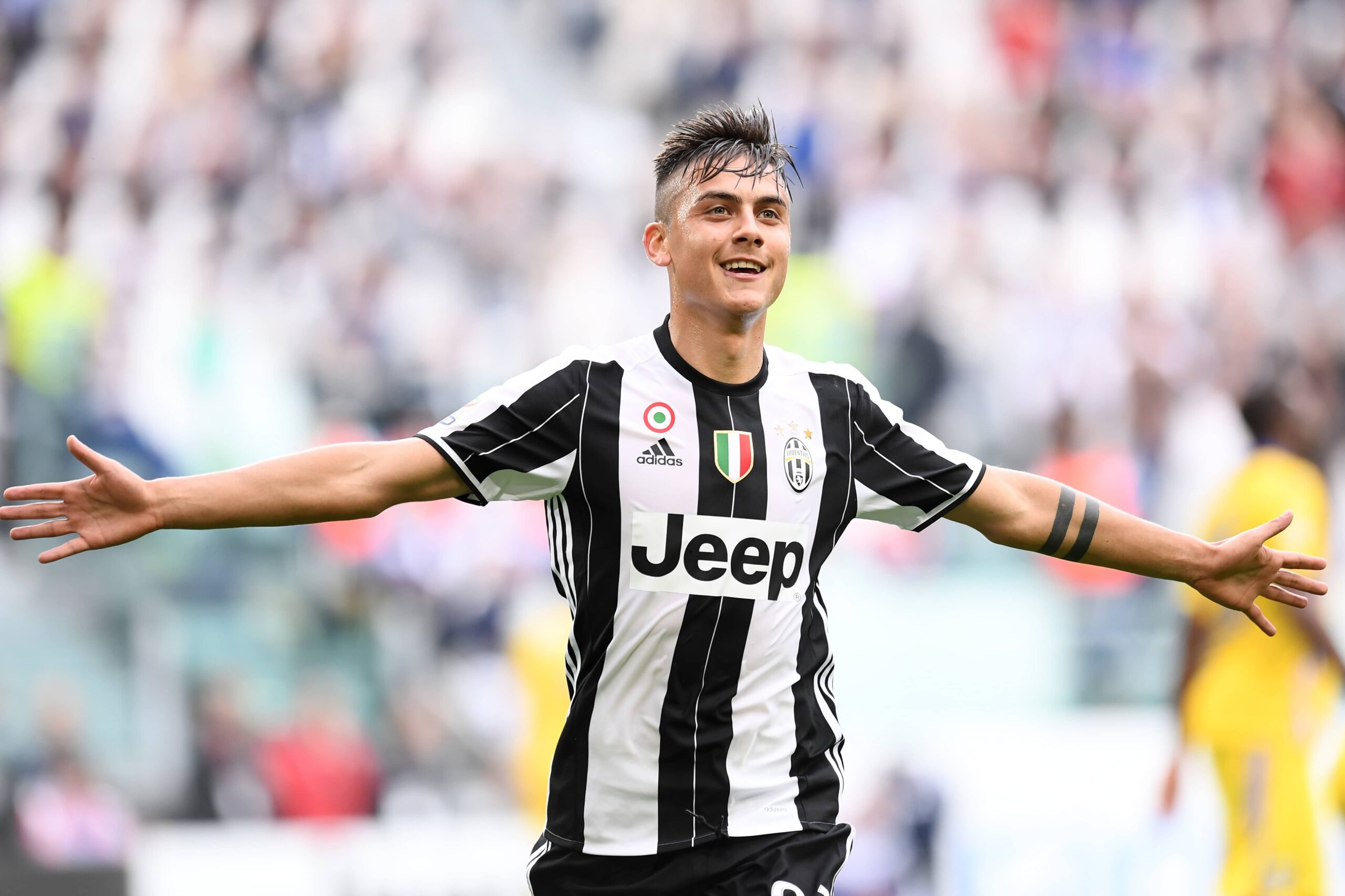 dybala esulta juventus maggio 2016 ifa scaled