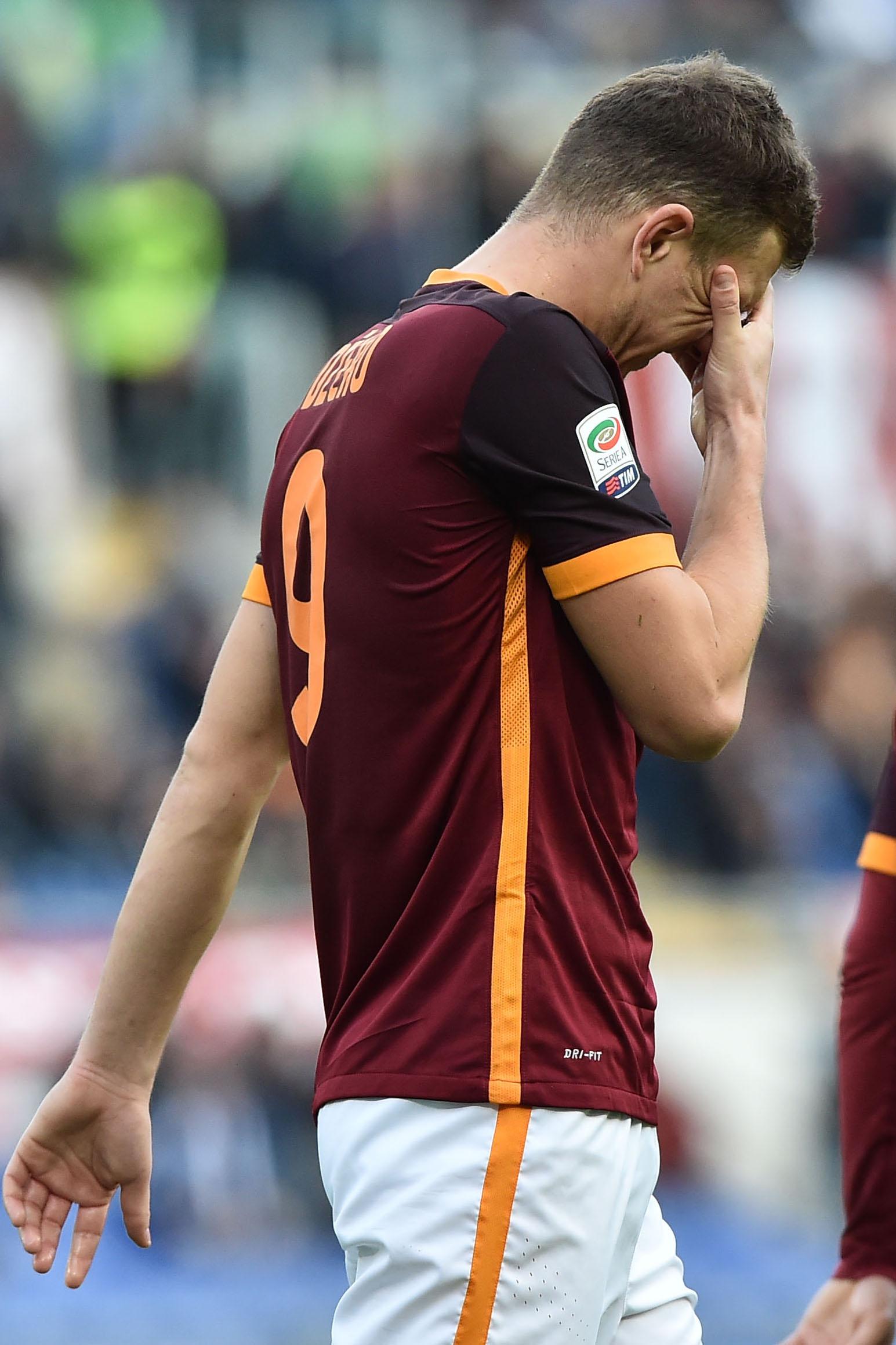 dzeko disperato roma novembre 2015 ifa