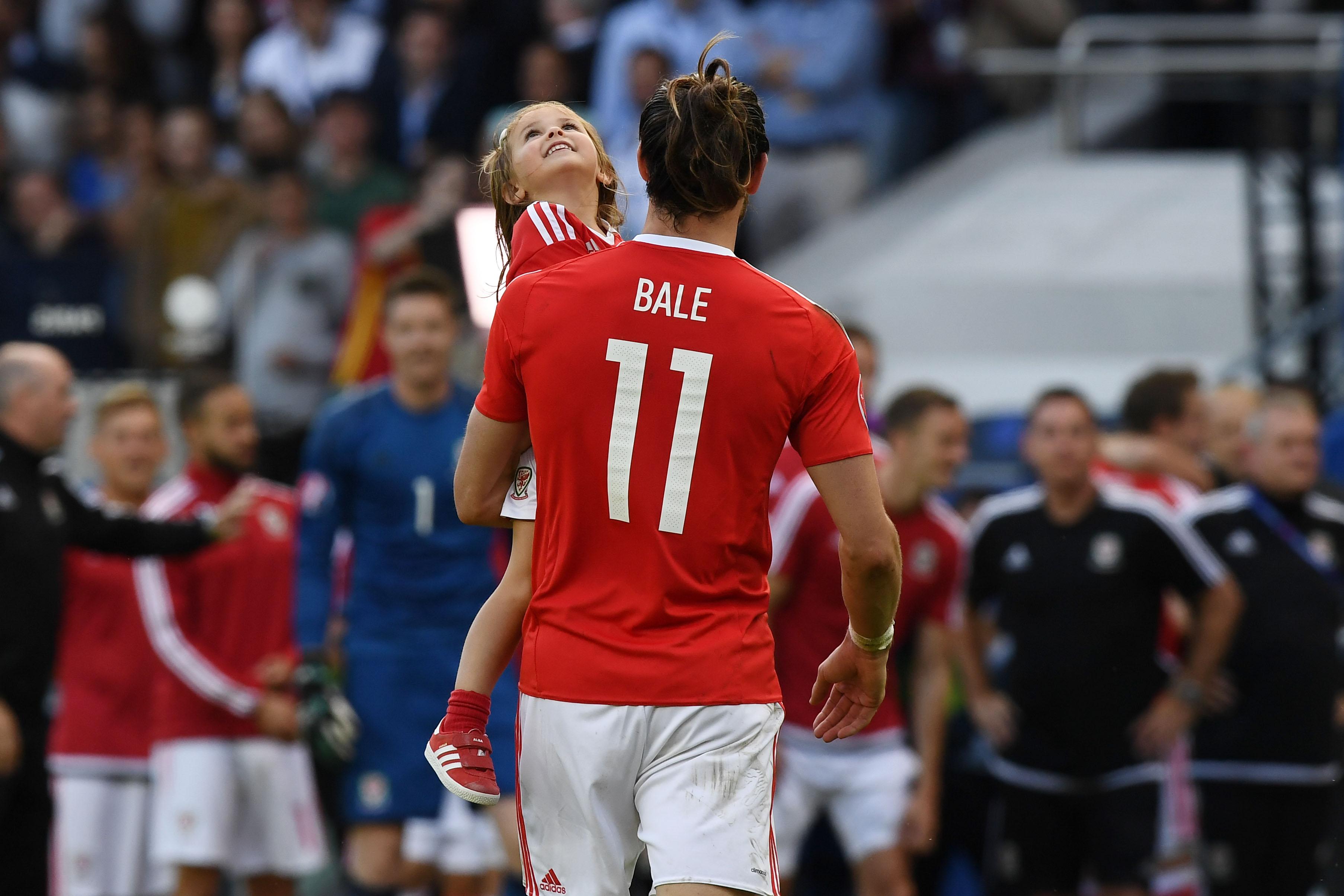 bale spalle galles europei giugno 2016 ifa