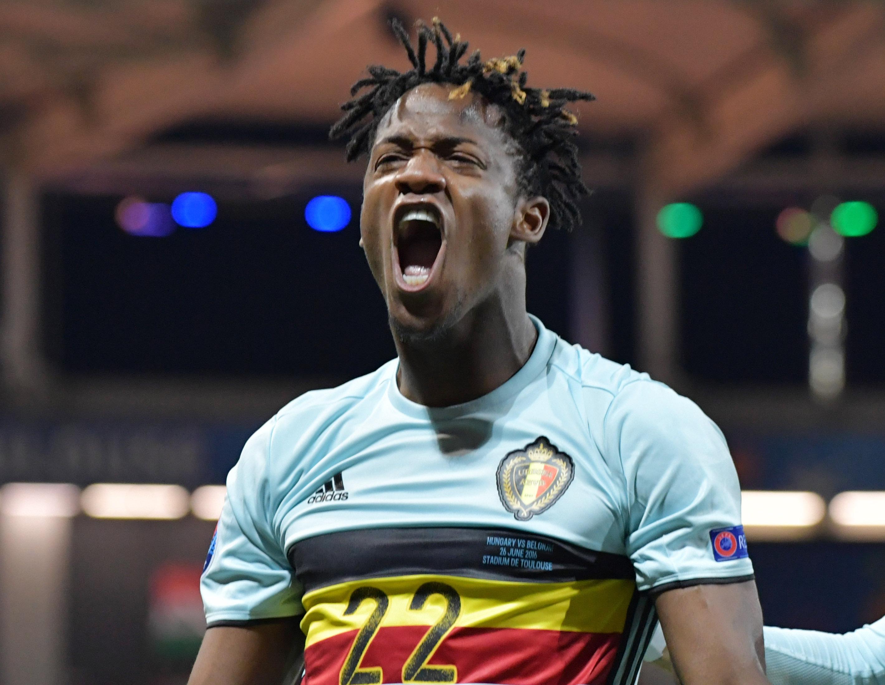 batshuayi belgio esulta bis away europei giugno 2016 ifa