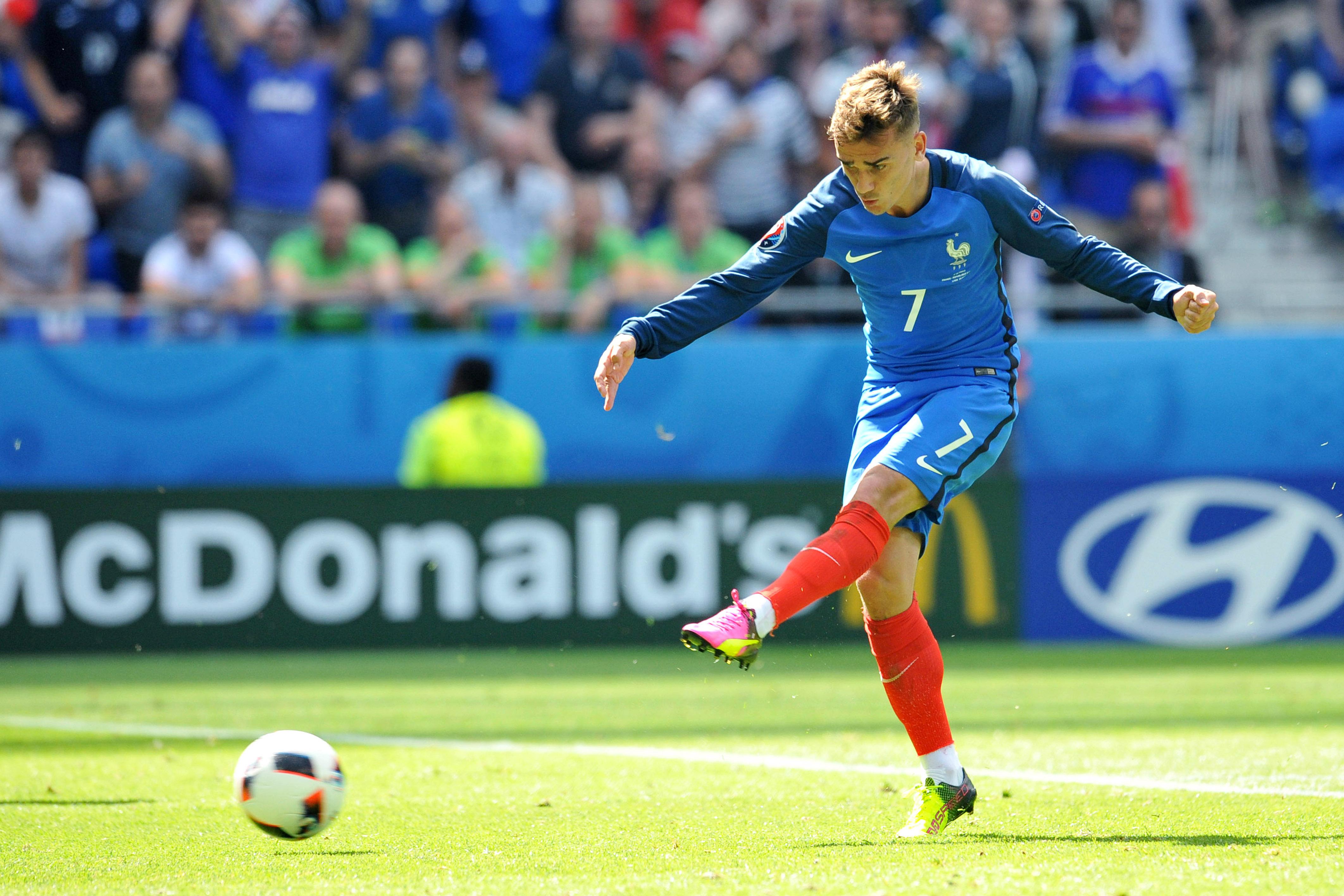 griezmann azione francia europei giugno 2016 ifa