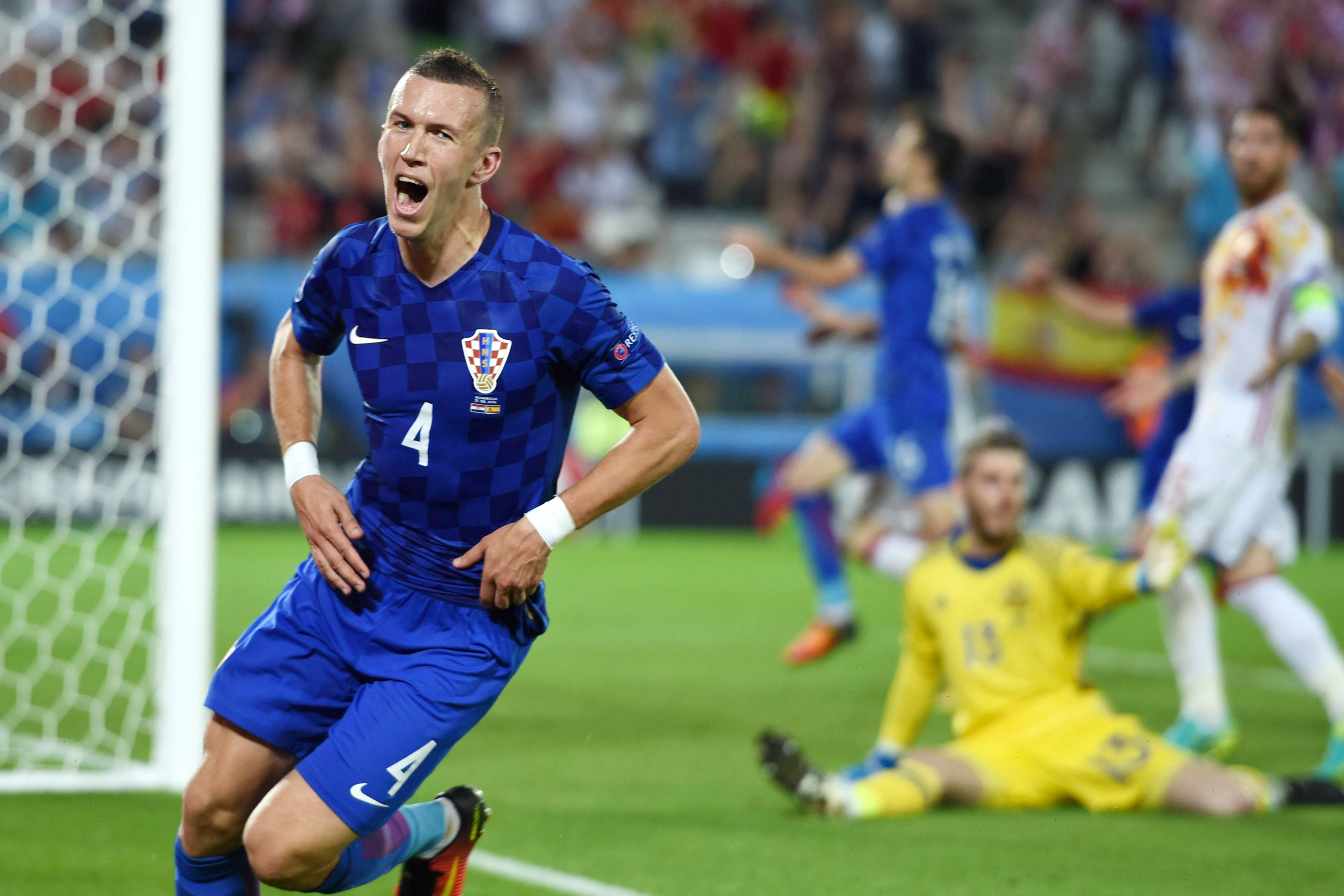 perisic esulta bis croazia away europei giugno 2016 ifa