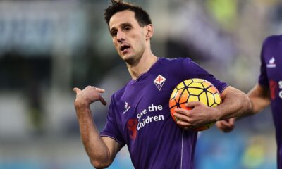 kalinic esulta fiorentina novembre 2015 ifa