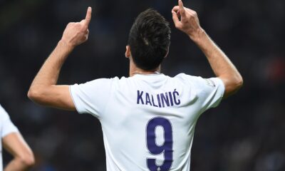 kalinic esulta spalle fiorentina away settembre 2015 ifa