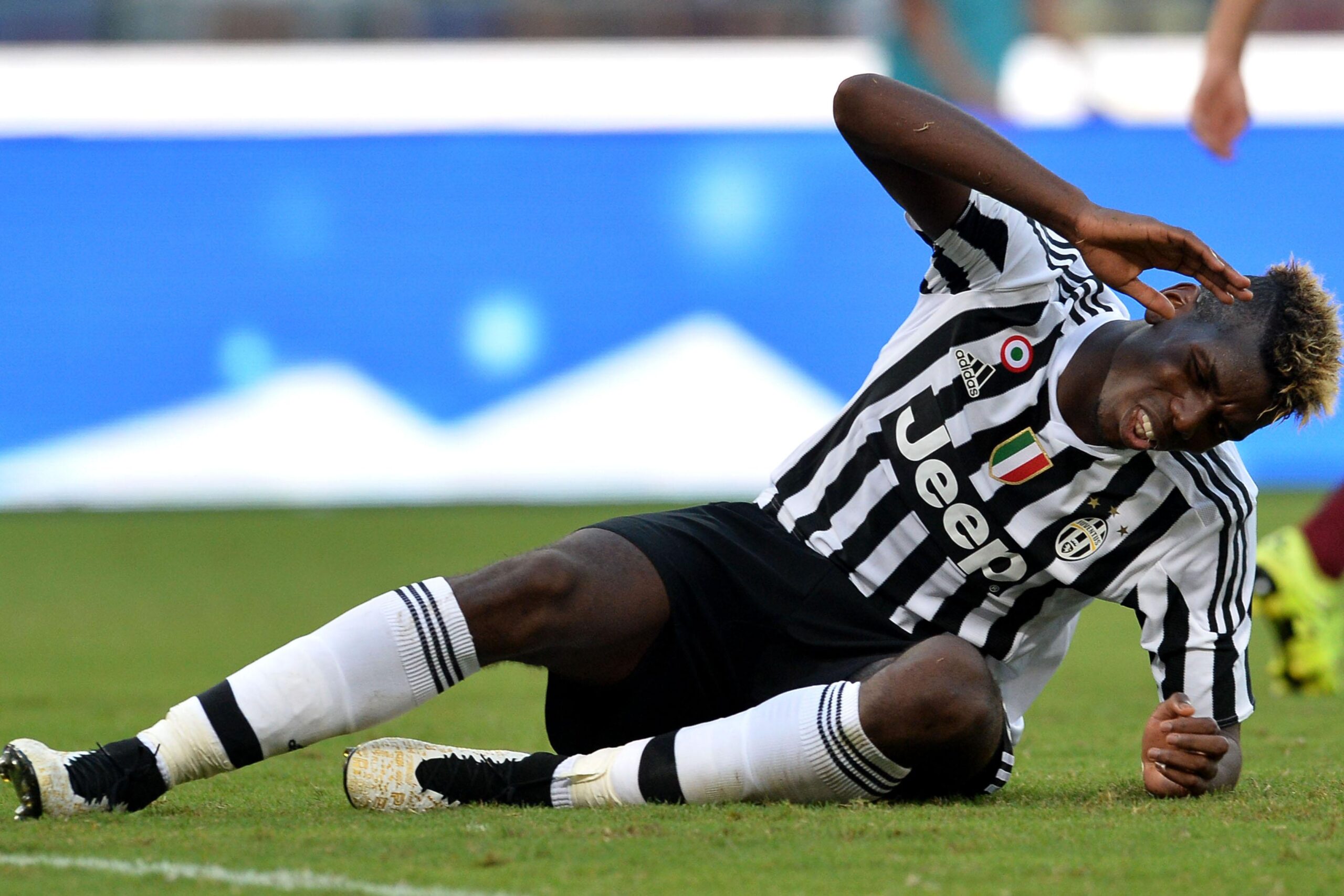 pogba disteso juventus agosto 2015 ifa scaled