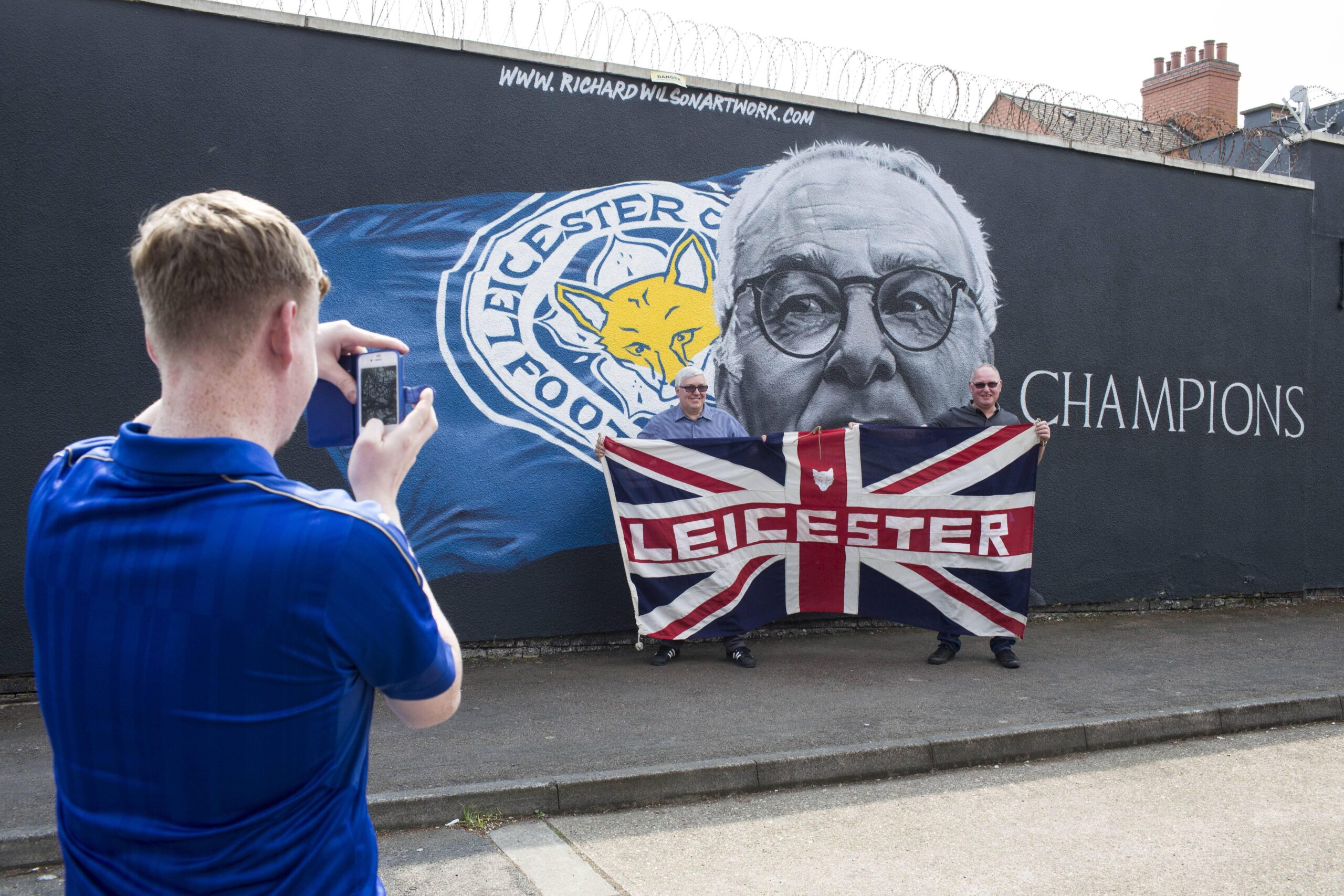 ranieri murales leicester city maggio 2016 ifa scaled