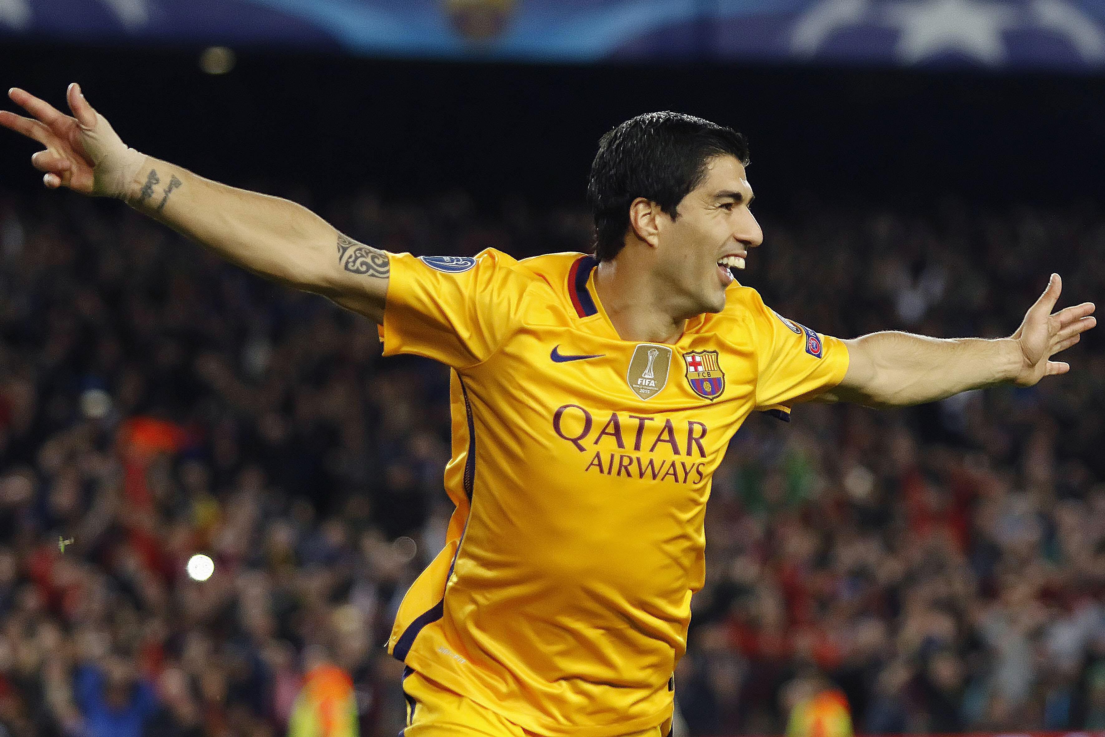 suarez esulta barcellona away champions league aprile 2016 ifa