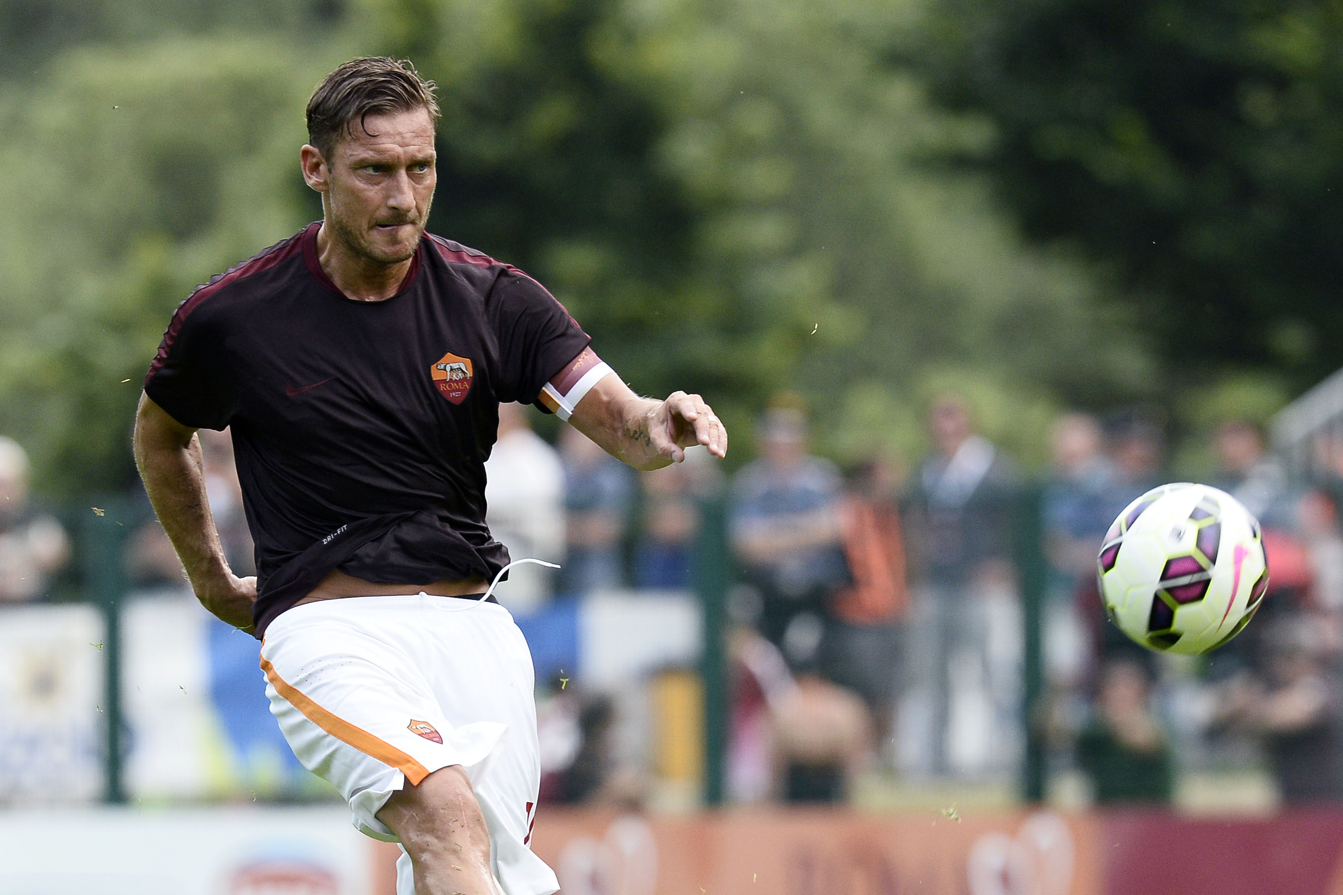 totti azione roma luglio 2015 ifa