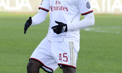 balotelli esulta gestaccio milan away gennaio 2014 ifa