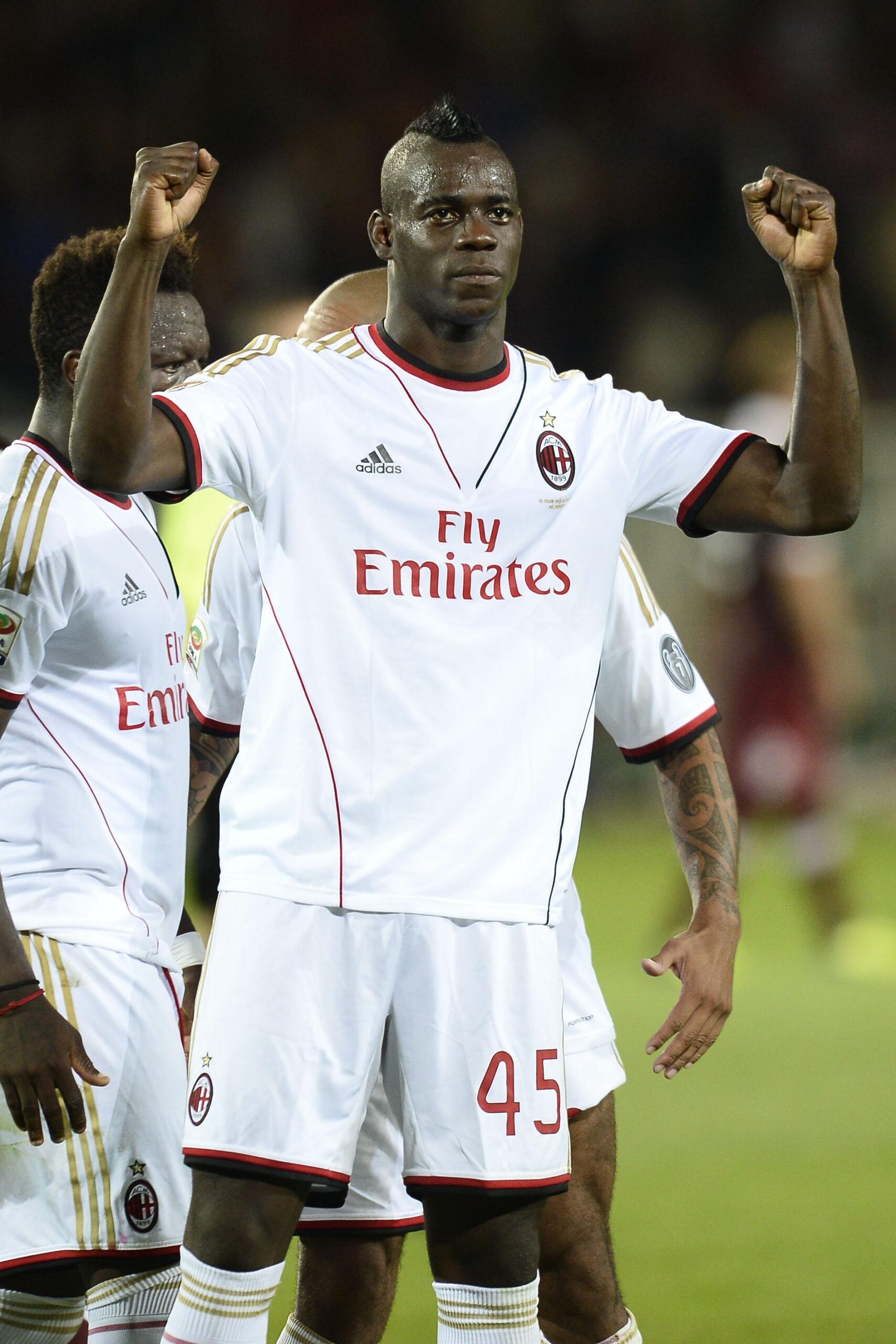 balotelli esulta milan away 2013 ifa scaled