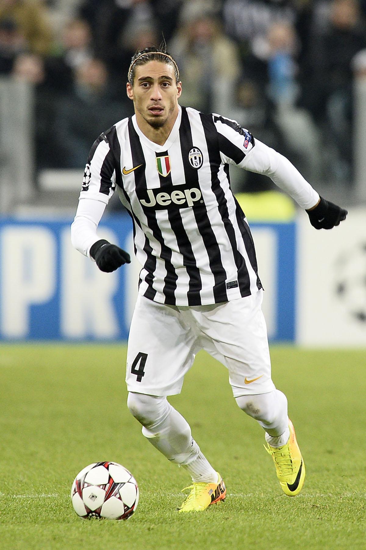 caceres azione juventus champions 2013 ifa