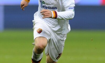 de rossi corre roma away 2013 ifa