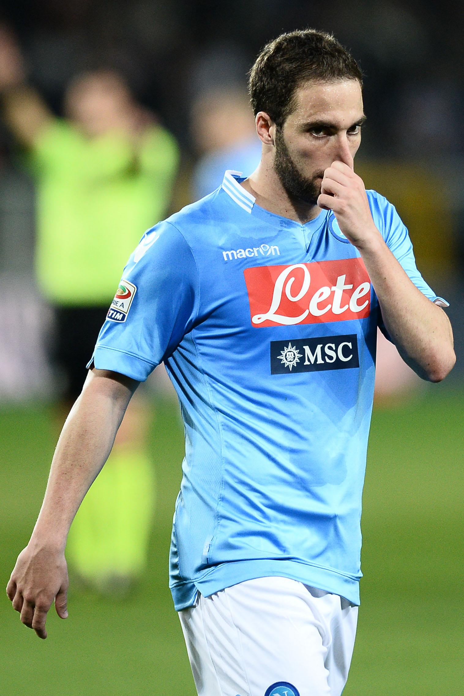 higuain arrabbiato napoli marzo 2014 ifa