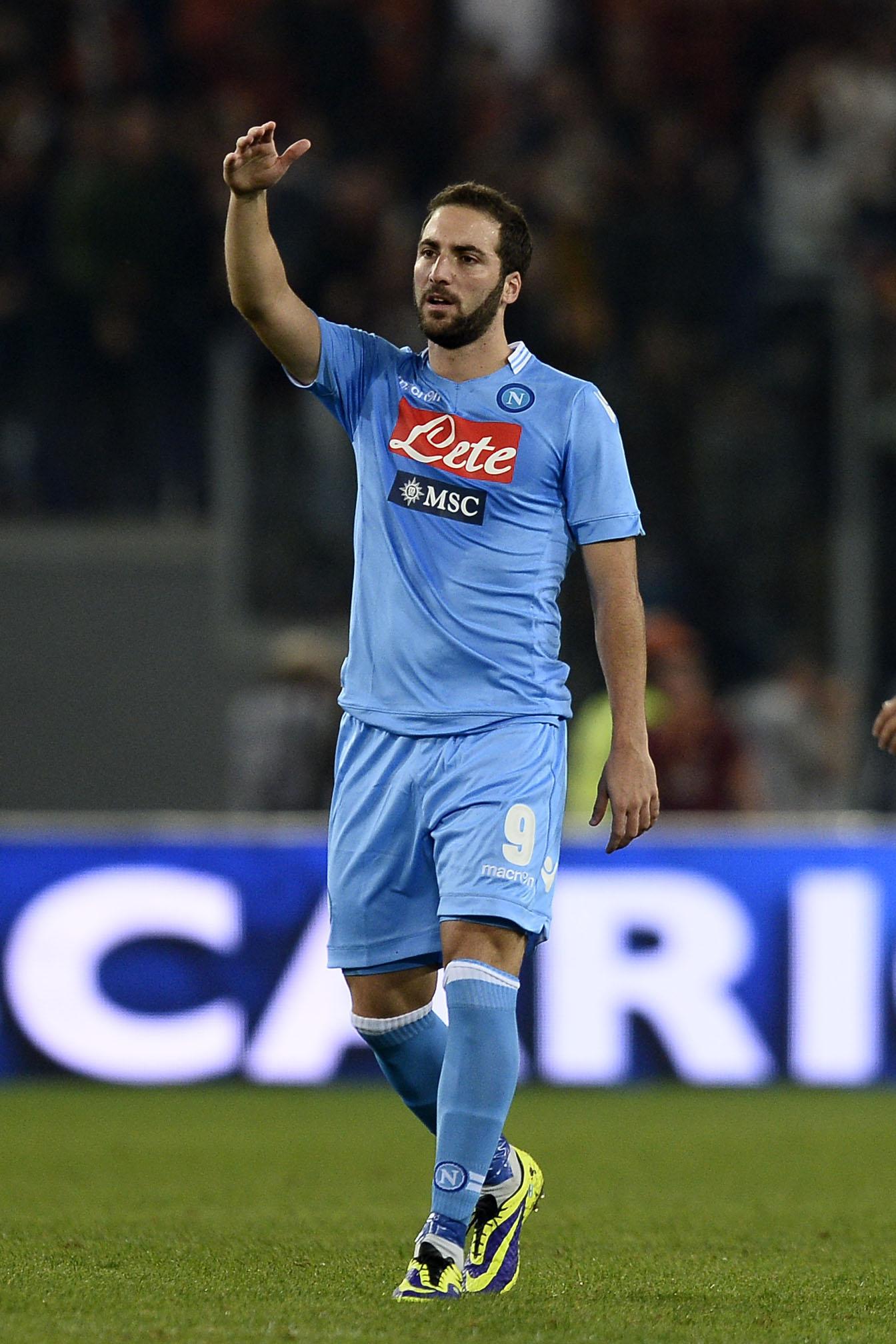 higuain protesta napoli 2013 ifa