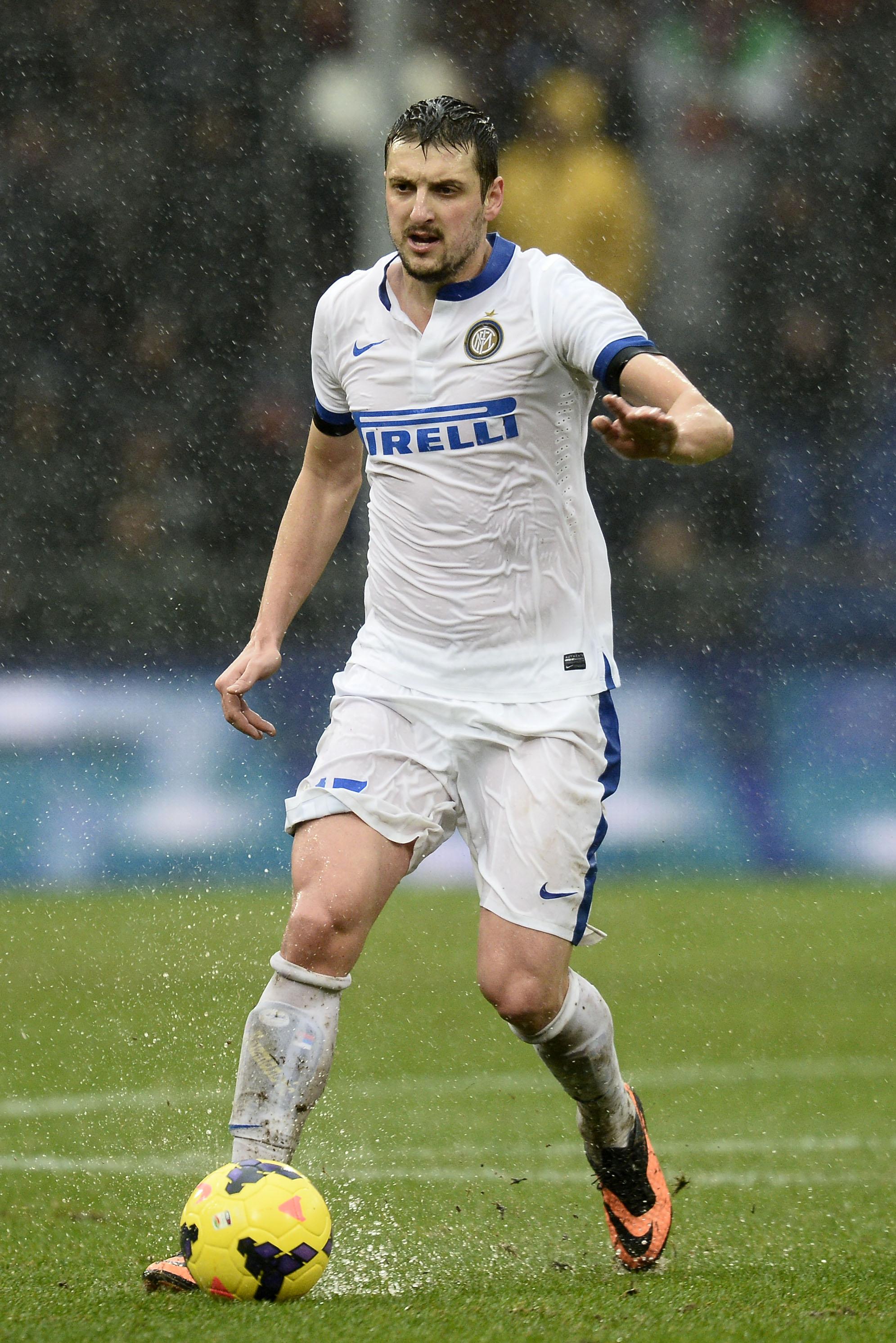 kuzmanovic azione inter away gennaio 2014 ifa