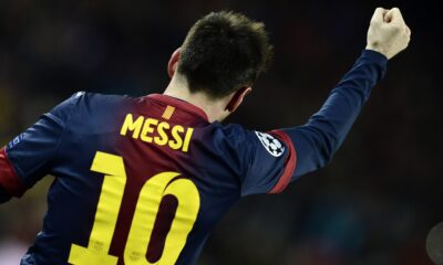 messi spalle pugno al cielo ifa