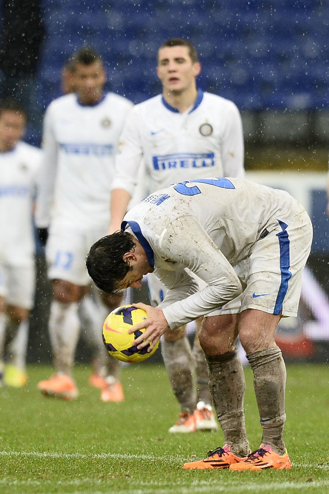 milito deluso inter away gennaio 2014 ifa