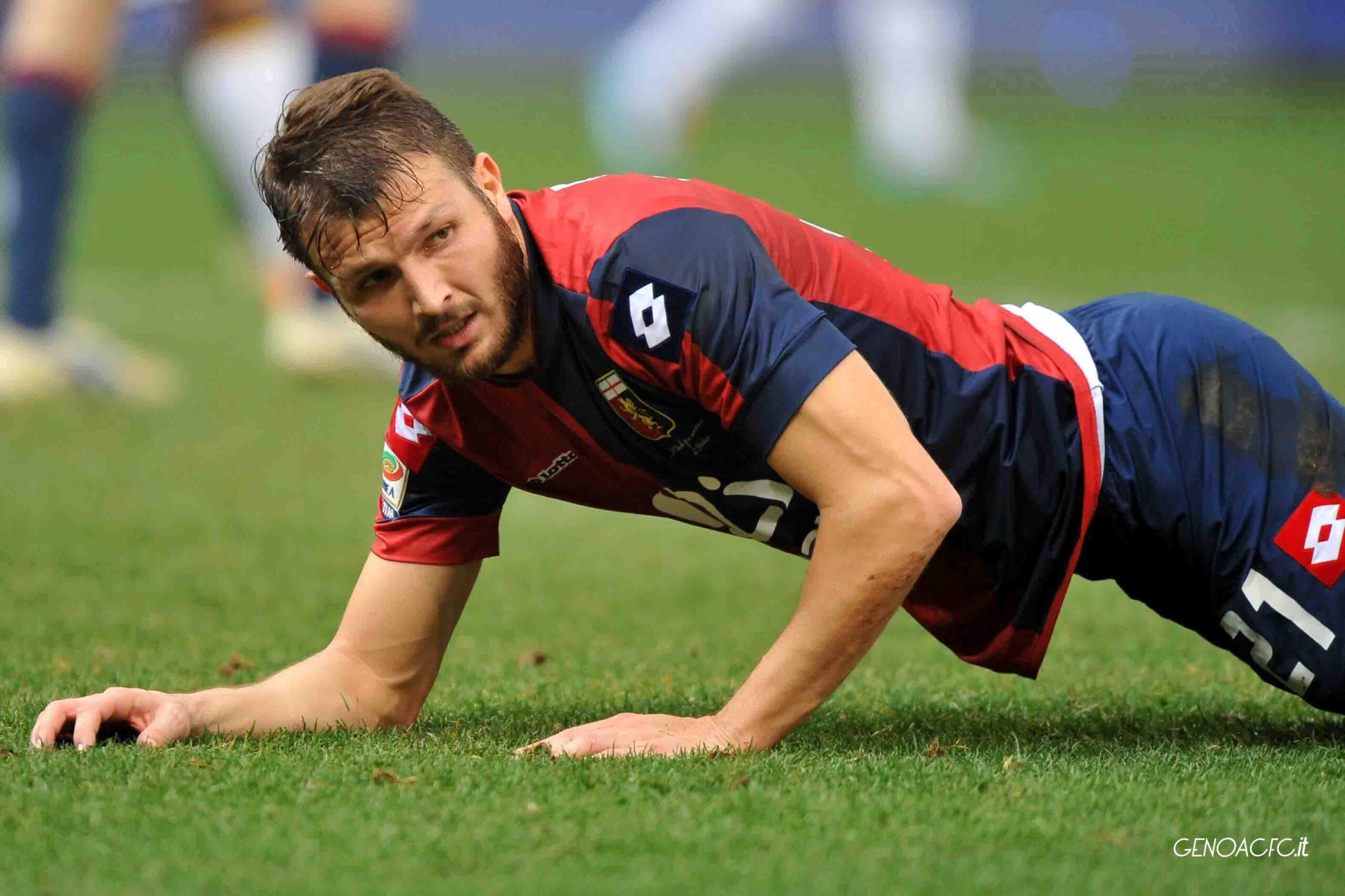 marco motta sdraiato genoa scaled