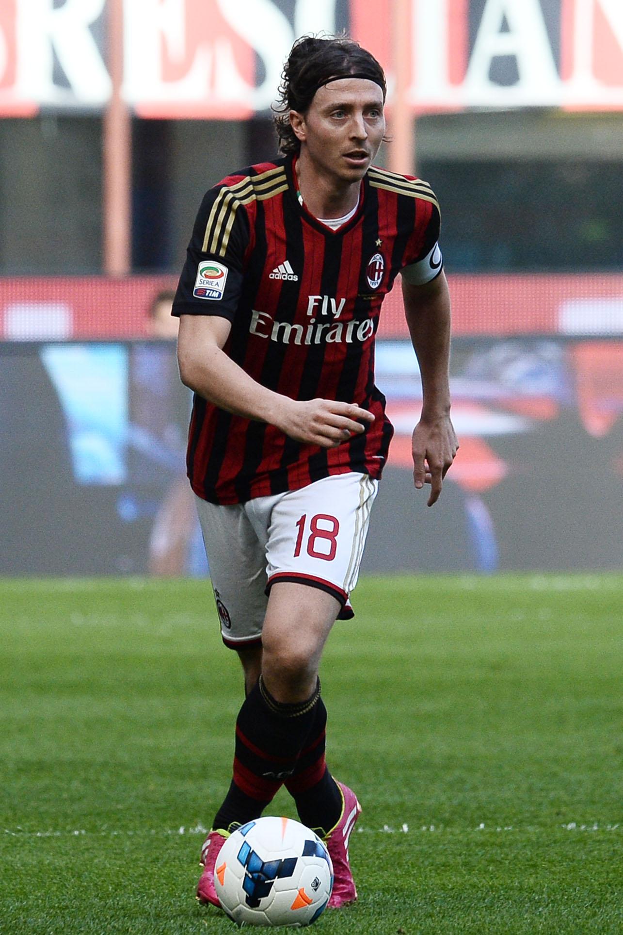 montolivo azione milan marzo 2014 ifa