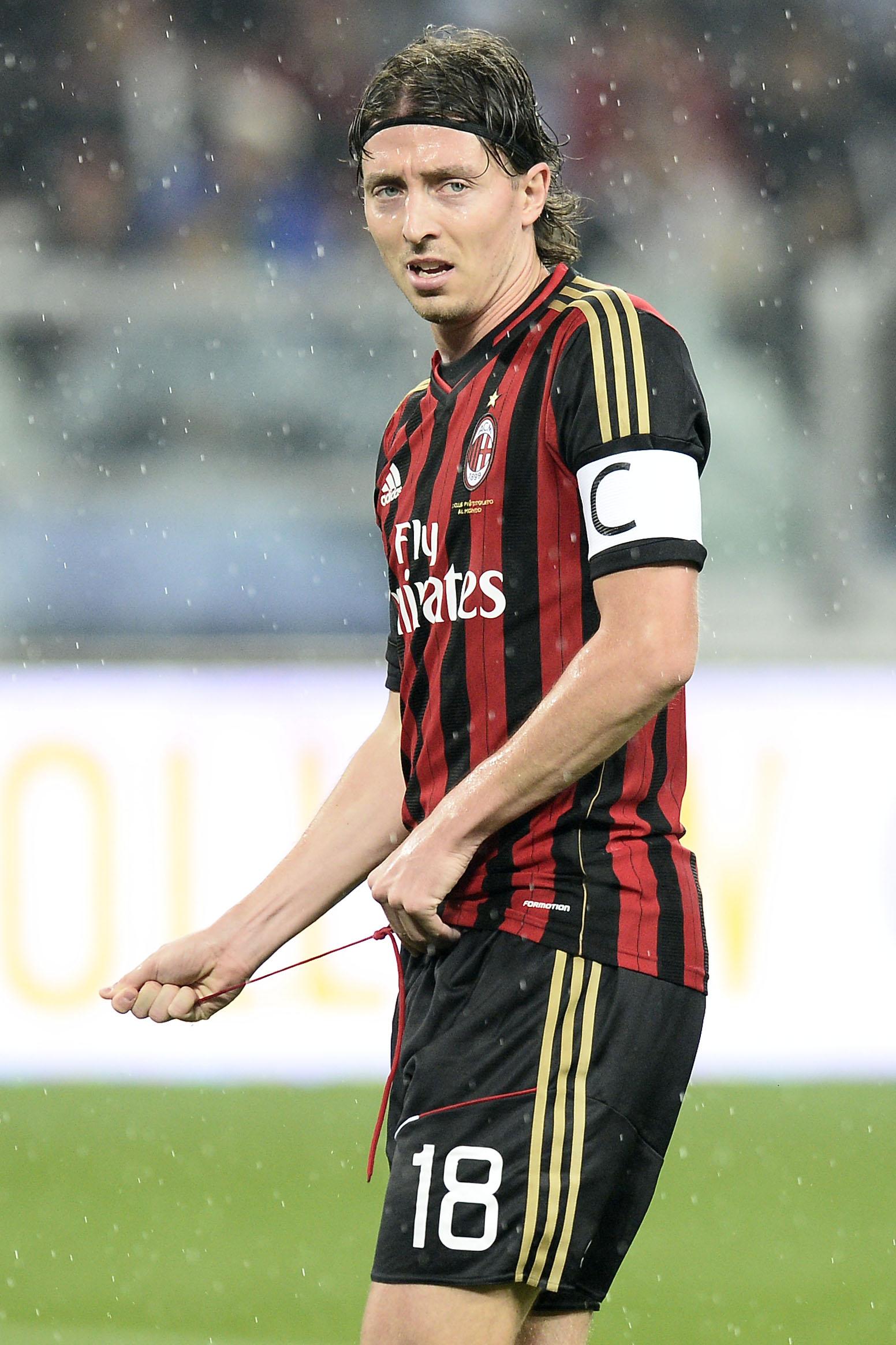 montolivo serio milan 2013 ifa