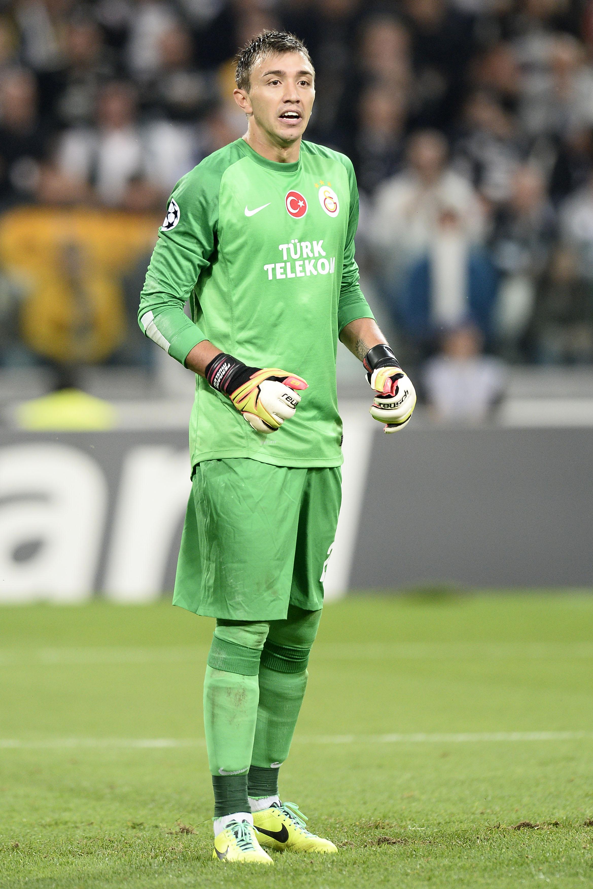 muslera galatasaray away champions 2013